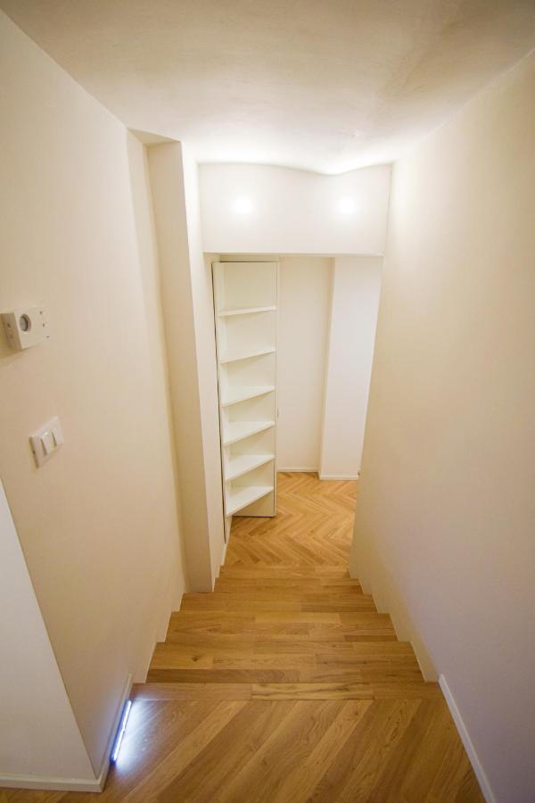 Sibilla Suite Apartment - Via Piella 14 Bologna Exterior photo